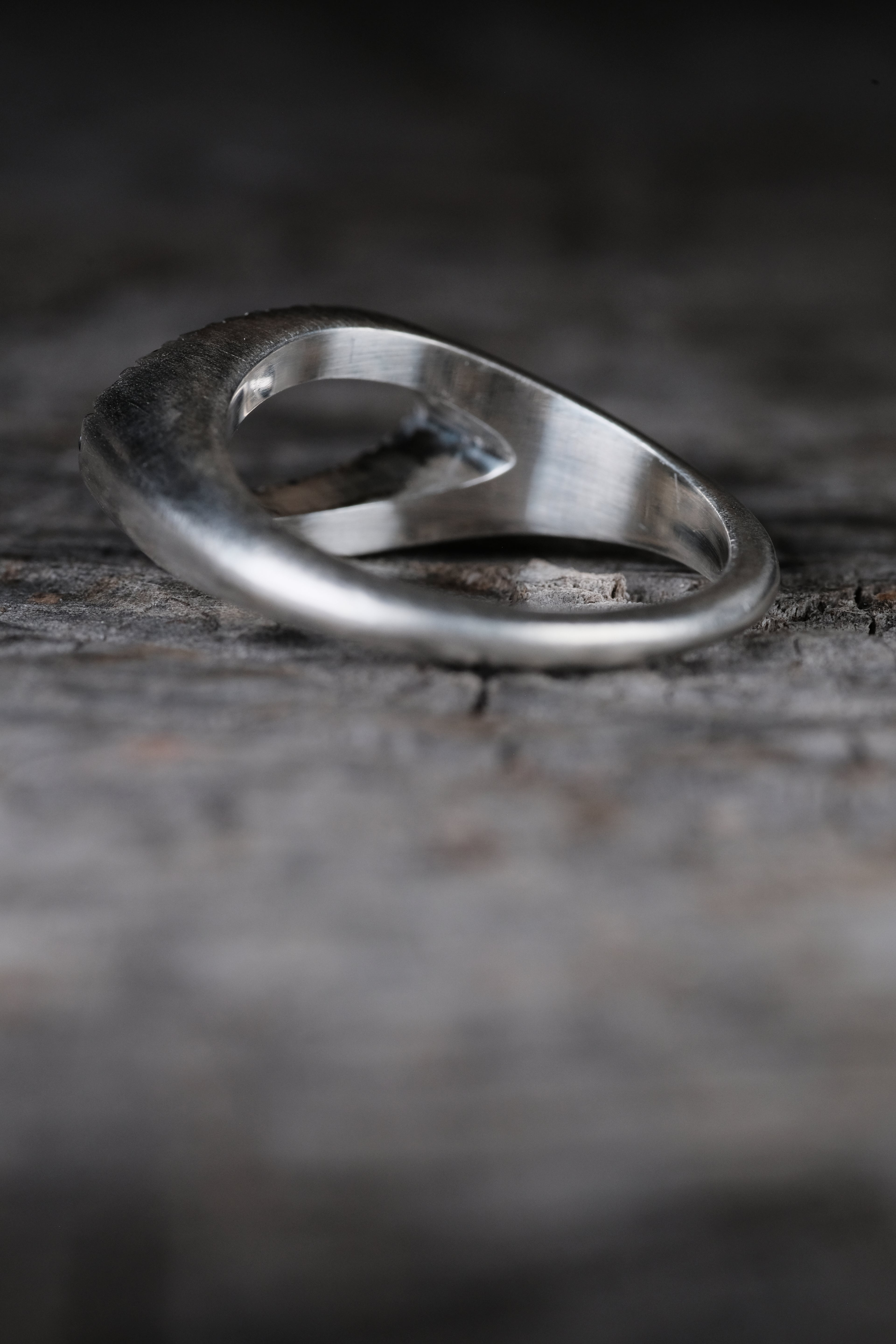 Ellipse signet